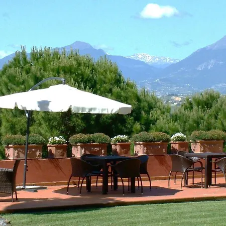 Cozy In With Swimming Pool * Colonnella